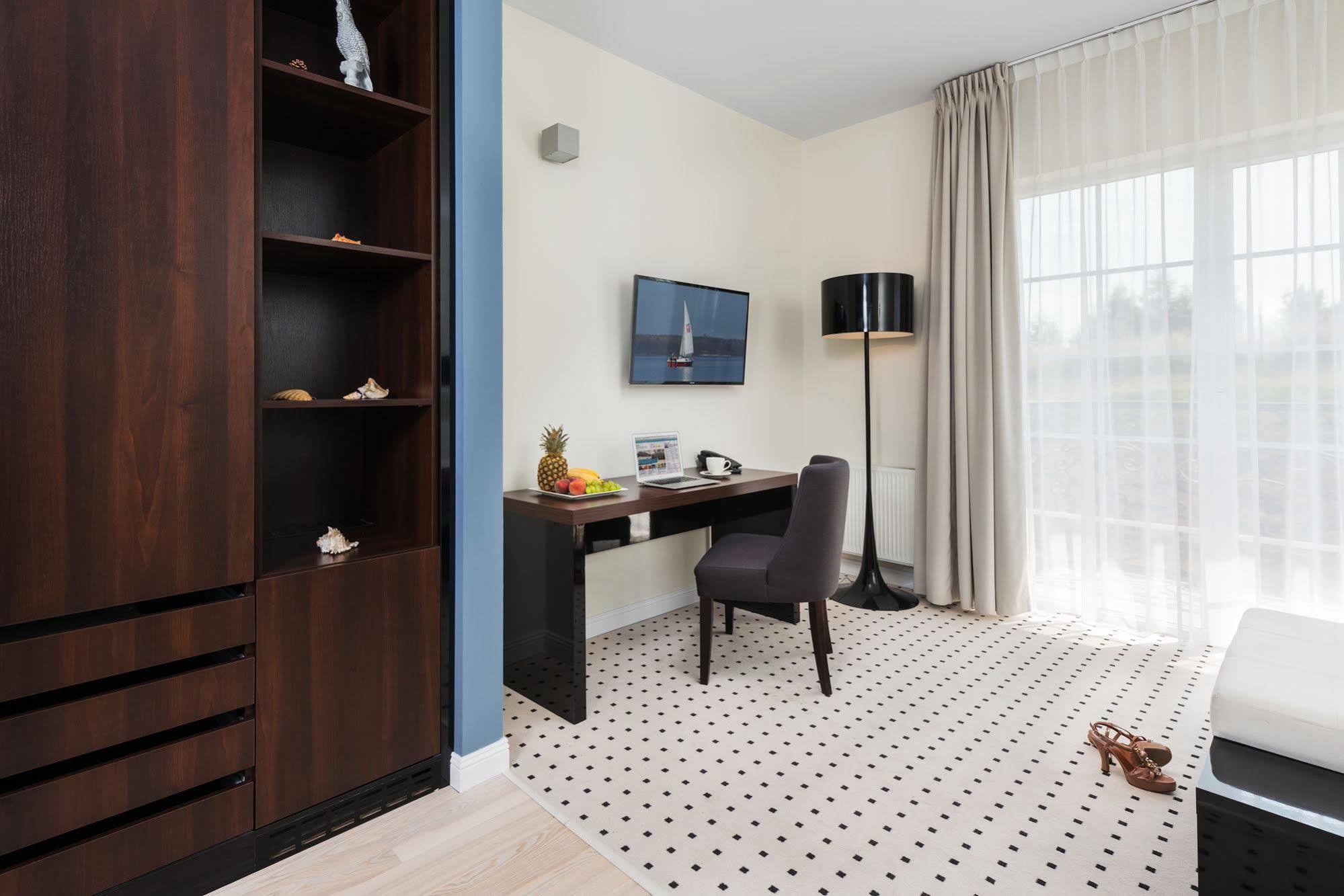Apartamenty M&M Mikołajki Екстериор снимка